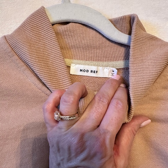 Mod Ref Beige Ribbed Collar Top - Picture 2 of 2